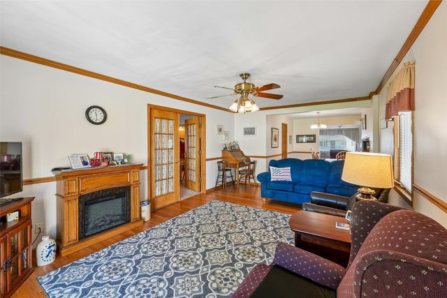 808 E Detroit Avenue, Indianola, IA 50125