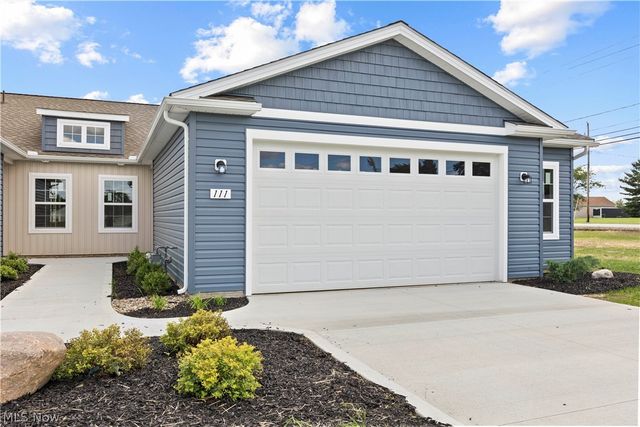 111 Brunswick Drive, Elyria, OH 44035