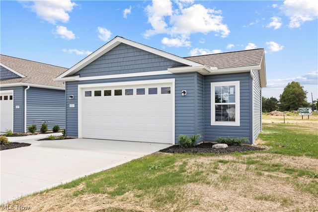 111 Brunswick Drive, Elyria, OH 44035