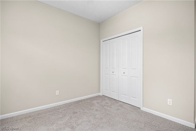 111 Brunswick Drive, Elyria, OH 44035