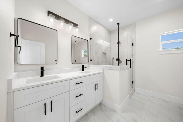 7714 N Howton Street, Houston, TX 77028