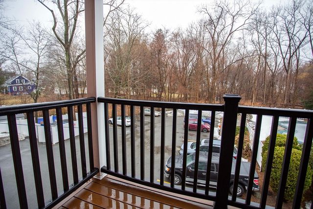 5 Washington St C9, Reading, MA 01867