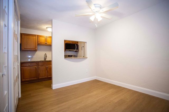 5 Washington St C9, Reading, MA 01867