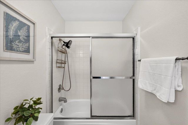 2057 Wente, San Jose, CA 95125