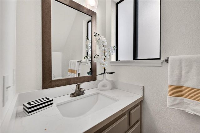2057 Wente, San Jose, CA 95125