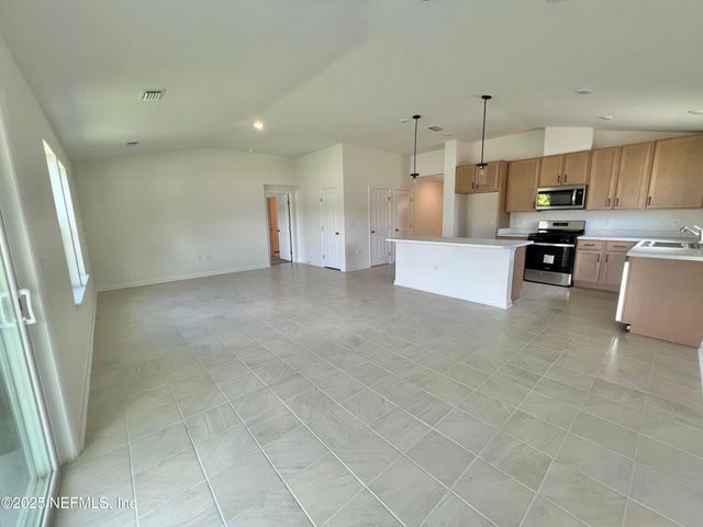 7768 RIPPA VALLEY Way, Jacksonville, FL 32222