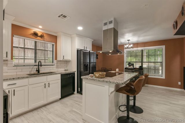 7423 S Urbana Avenue, Tulsa, OK 74136