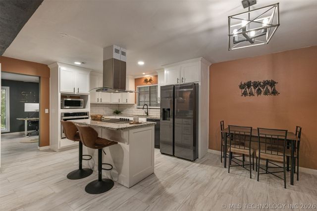 7423 S Urbana Avenue, Tulsa, OK 74136