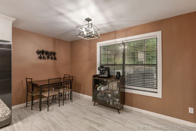 7423 S Urbana Avenue, Tulsa, OK 74136