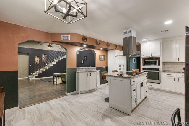 7423 S Urbana Avenue, Tulsa, OK 74136