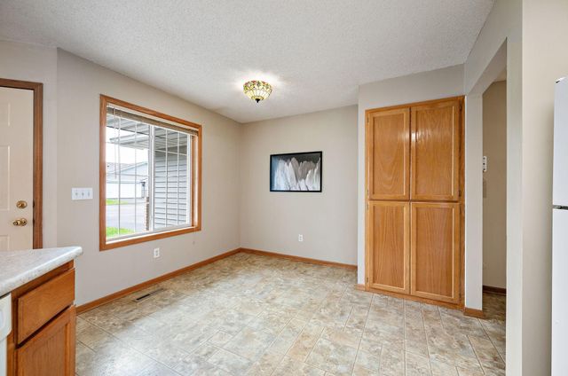 8521 Telford Lane, Brooklyn Park, MN 55443