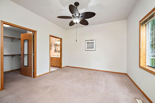 8521 Telford Lane, Brooklyn Park, MN 55443
