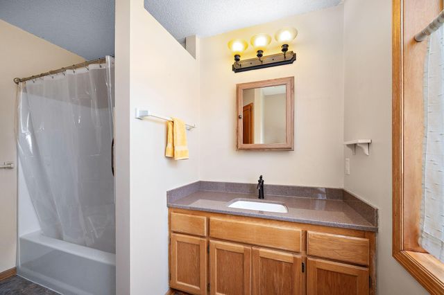 8521 Telford Lane, Brooklyn Park, MN 55443