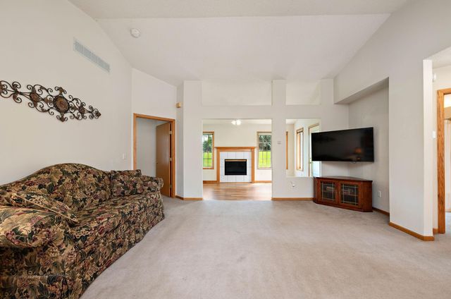 8521 Telford Lane, Brooklyn Park, MN 55443