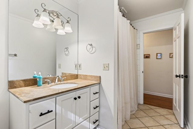 926 Glamis Circle, Signal Mountain, TN 37377