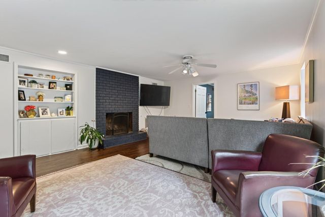 926 Glamis Circle, Signal Mountain, TN 37377