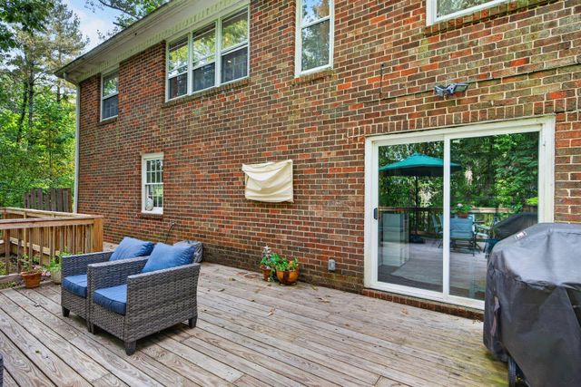 926 Glamis Circle, Signal Mountain, TN 37377