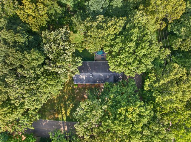 926 Glamis Circle, Signal Mountain, TN 37377