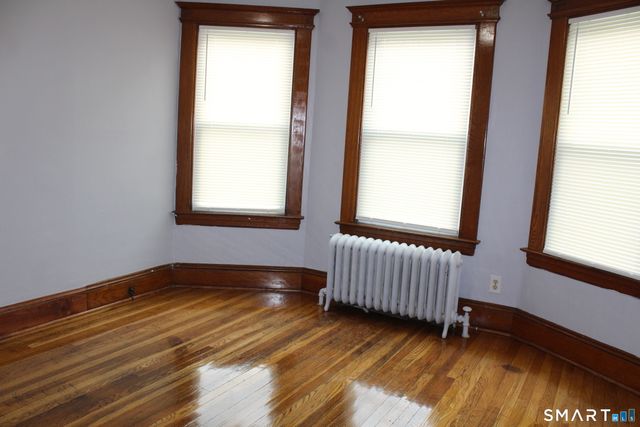 45 Grandview Terrace 1st floor, Hartford, CT 06114