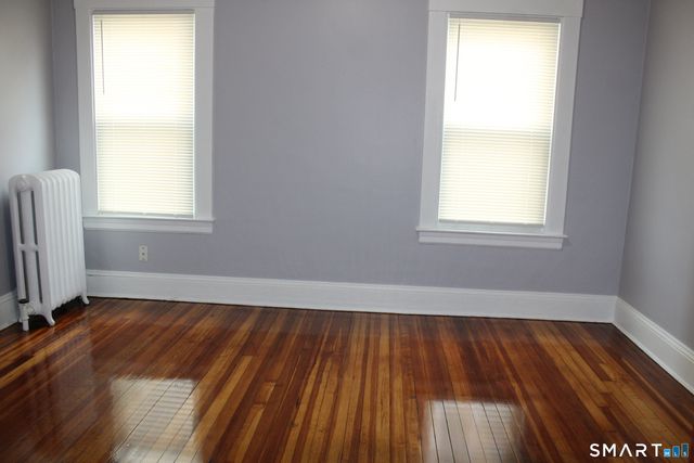 45 Grandview Terrace 1st floor, Hartford, CT 06114