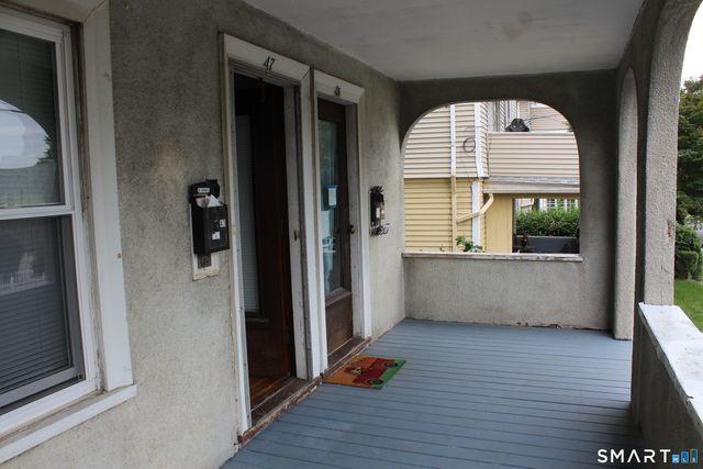 45 Grandview Terrace 1st floor, Hartford, CT 06114