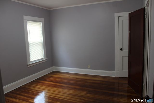 45 Grandview Terrace 1st floor, Hartford, CT 06114