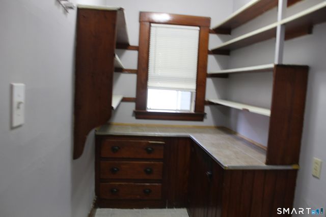 45 Grandview Terrace 1st floor, Hartford, CT 06114
