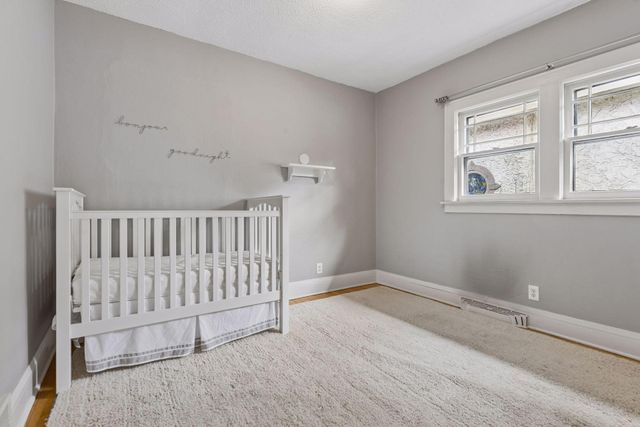 4431 Thomas Avenue S, Minneapolis, MN 55410