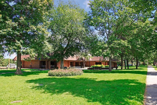 4431 Thomas Avenue S, Minneapolis, MN 55410