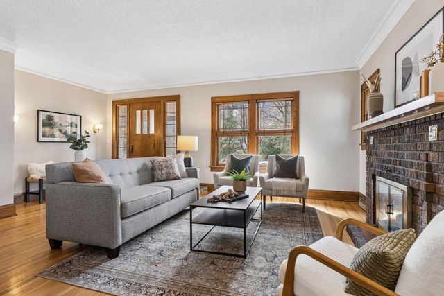 4431 Thomas Avenue S, Minneapolis, MN 55410