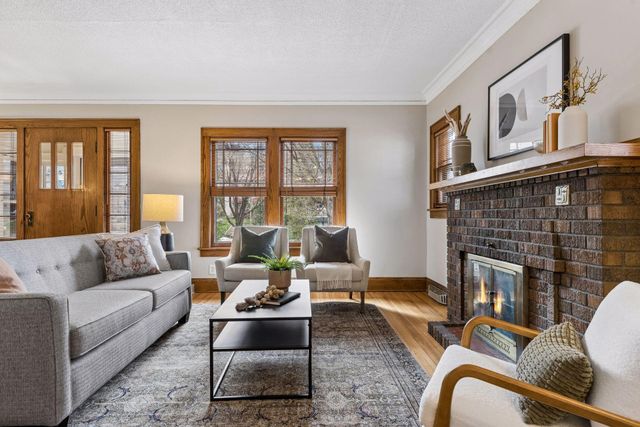 4431 Thomas Avenue S, Minneapolis, MN 55410