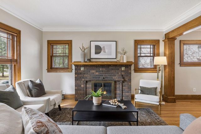 4431 Thomas Avenue S, Minneapolis, MN 55410