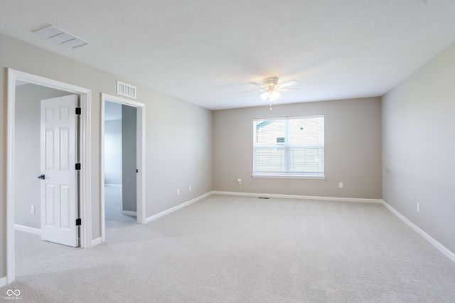 15887 W Rail Drive, Westfield, IN 46074