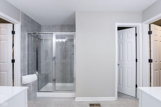 15887 W Rail Drive, Westfield, IN 46074