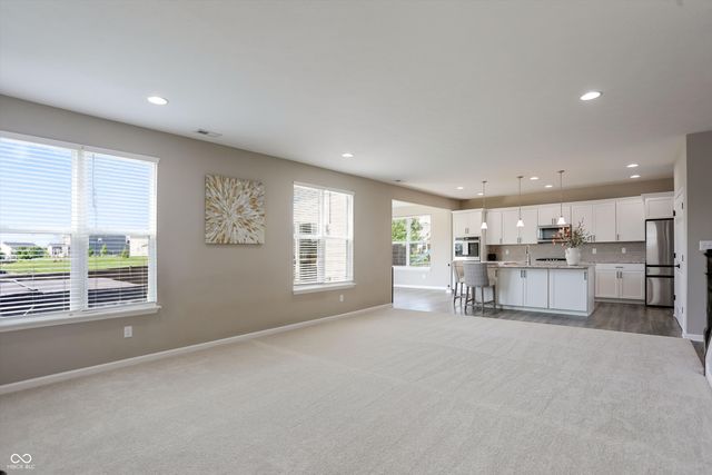 15887 W Rail Drive, Westfield, IN 46074