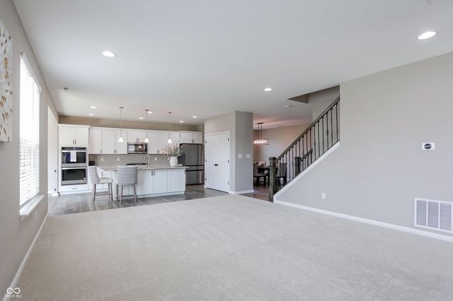 15887 W Rail Drive, Westfield, IN 46074