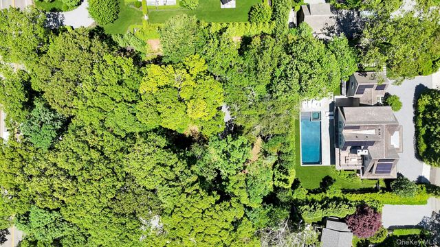 64 Cove Hollow Road, East Hampton, NY 11937