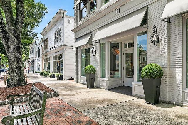64 Cove Hollow Road, East Hampton, NY 11937