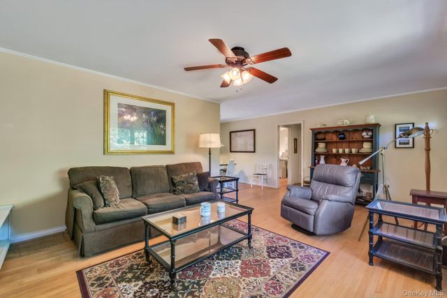 64 Cove Hollow Road, East Hampton, NY 11937