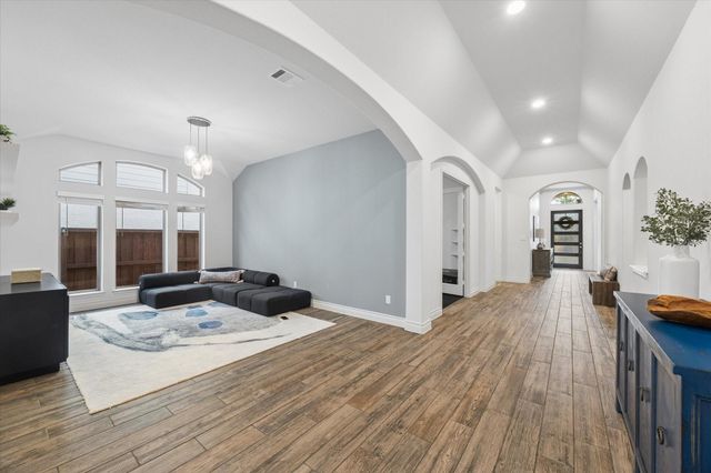 28237 Woodland Bend Way, Spring, TX 77386