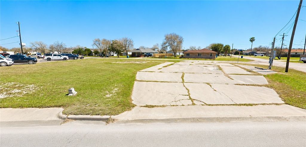 2594 Main St, Ingleside, TX 78362 — photo 3