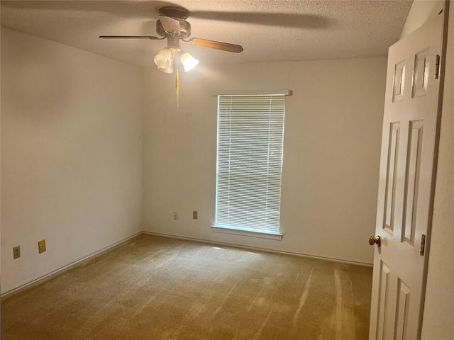 7640 Grassland Drive, Fort Worth, TX 76133