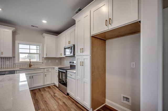 415 St. John Rd., Galivants Ferry, SC 29544