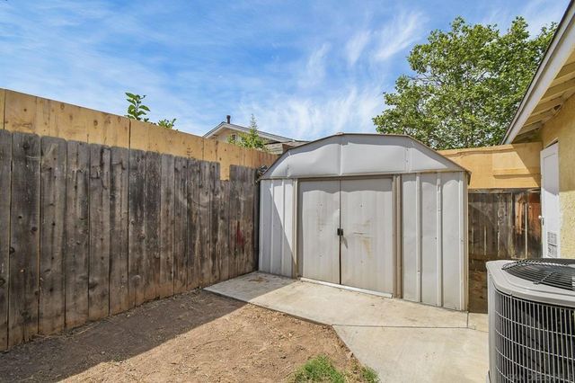 1351 E MADISON AVE, El Cajon, CA 92021