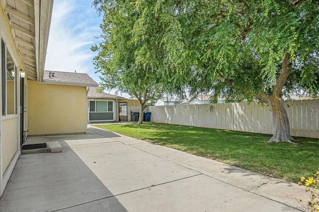 1351 E MADISON AVE, El Cajon, CA 92021