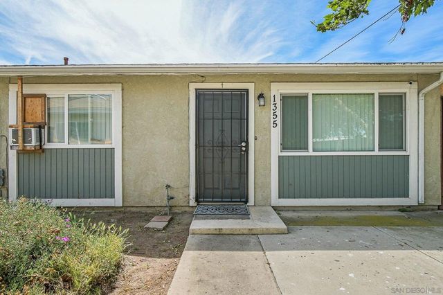 1351 E MADISON AVE, El Cajon, CA 92021