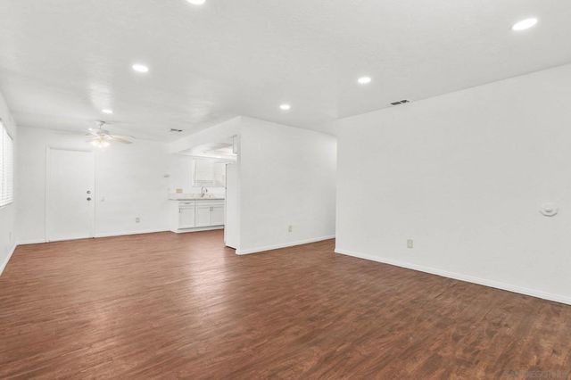 1351 E MADISON AVE, El Cajon, CA 92021
