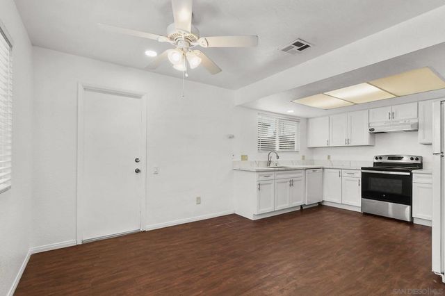 1351 E MADISON AVE, El Cajon, CA 92021
