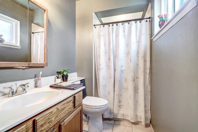 3205 Bahama Street NE, Albuquerque, NM 87111