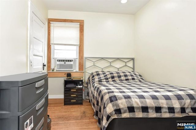 111 Teaneck Road, Teaneck, NJ 07666